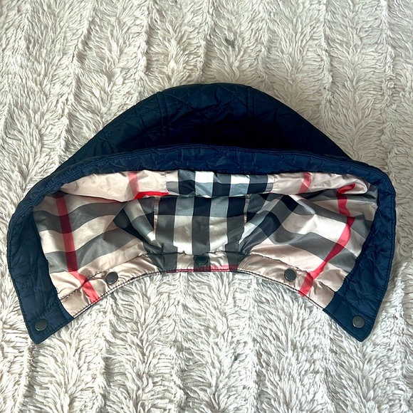 🧸BURBERRY Toddler Boys’ Quilted Down Jacket EUC❣️ - Picture 7 of 8